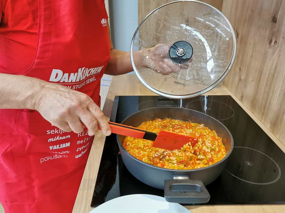 dankuchen-semic-belakrajina-bosch-kuhinjski-aparati-delavnica-27