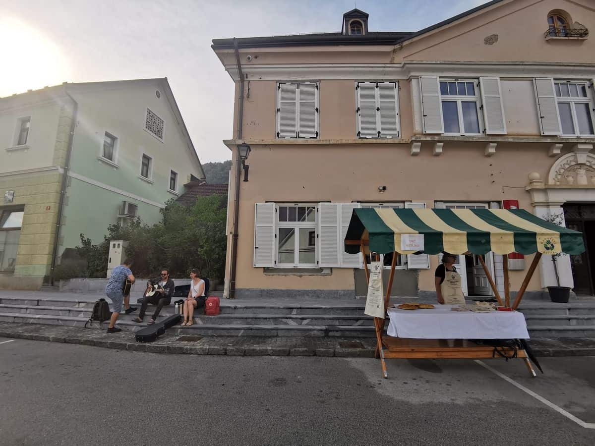 dan-kuchen-semic-bela-krajina-kuhinje-bosch-promocija-2232