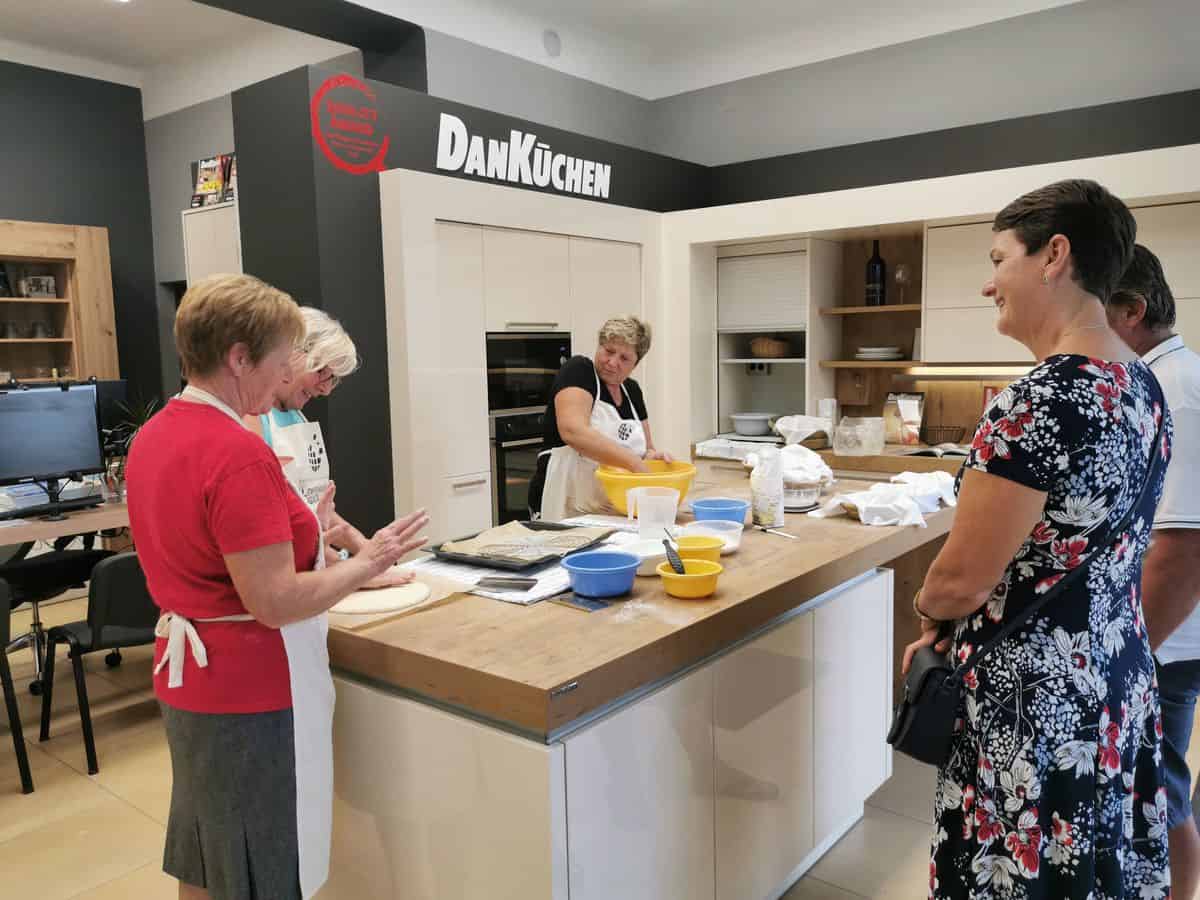 dan-kuchen-semic-bela-krajina-kuhinje-bosch-promocija-2237