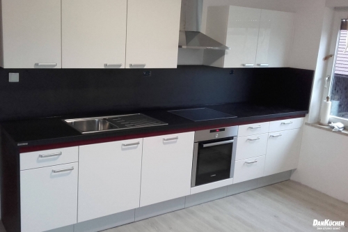 Mirjana Š., Tribuče