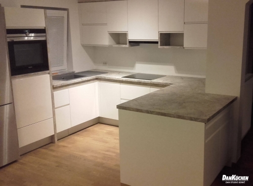 Zadovoljna stranka, Ljubljana